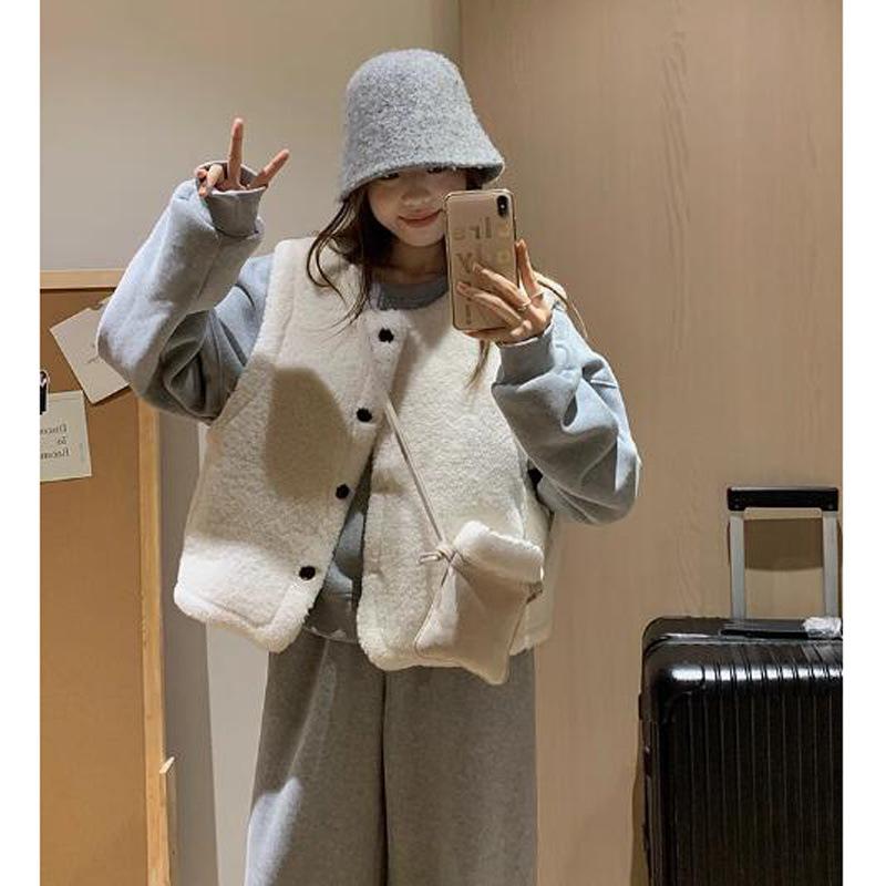 ベスト レディース 秋冬 フード付き 羊毛風 中綿 カジュアル ゆったり デザイン感 防寒 重ね着 おしゃれ