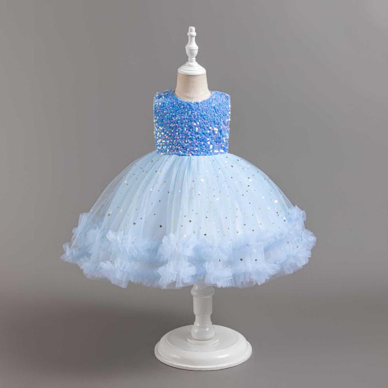 ワンピース 女の子 子供服 ドレス プリンセス チュール 発表会 結婚式 フォーマル キッズ服 ガールズ 欧米風 オールシーズン かわいい・スタイル: 欧米・素材: 紗（ガーゼ）・カテゴリ: ワンピース・安全基準: B類・主素材: ポリエステル85%・性別: 女児・対象年齢: 中大童（8歳以上、身長140cm以上）・柄: 迷彩、花、ドット・生地加工: プリント・款式: サロペットタイプ・スカートの形: ティアードスカート・裏地素材: 綿85%・装飾: カラーブロック・カラー: スカイブルー・サイズ展開: 110cm、120cm、130cm、140cm、150cm、160cm