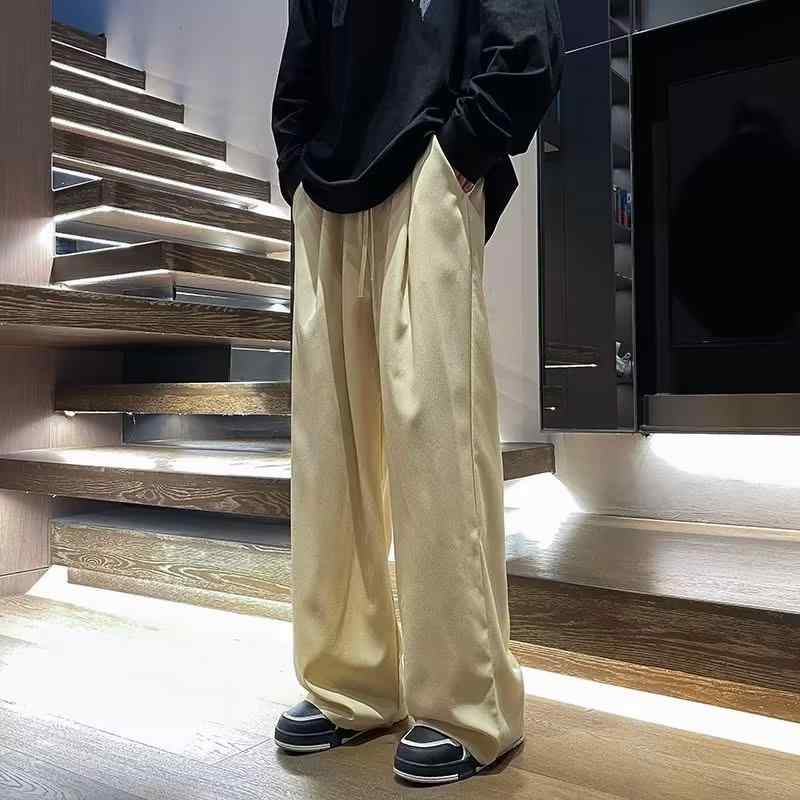 ロングパンツ メンズ ストレートパンツ ワイドパンツ ズボン 韓国風 トレンド ゆったり カジュアル 無地 ドレープ感 部屋着 オールシーズン・スタイル: カジュアル・パンツシルエット: ゆるめ・パンツ丈: ロング・ウエスト: ミッドライズ・厚さ: 普通・柄: 無地・対象: ティーンエイジャー・素材: 合成繊維混紡・メイン素材: ポリエステル・シーン: カジュアル・裾: ストレート・加工: 形態安定加工・詳細: ポケット装飾・ストレッチ: 微弾性・カラー: ブラック, ベージュ, グレー・サイズ: M, L, XL, XXL, XXXL・カテゴリー: カジュアルパンツ・対象年齢: 大人・性別: 男性
