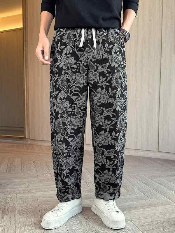 ロングパンツ メンズ ストレートパンツ カジュアルパンツ ズボン ボトムス ゆったり ストリート系 プリント柄 オールシーズン・スタイル: 街トレンド・パンツの形状: 直筒・パンツ丈: 長ズボン・ウエスト: 中腰・厚さ: 薄手・柄: 植物花柄・誤差範囲: 1-2cm・素材名: 化繊混紡・主な素材: ポリエステル（テトロン）90%・用途: カジュアル・裾の形状: 直筒・加工: 形態安定・詳細: プリント・伸縮性: 微弾・カラー: CT03・サイズ: M,L,XL,2XL,3XL,4XL,5XL・機能: 通気性、形態安定・対象年齢層: 大人・性別: 男性・製品カテゴリー: カジュアルパンツ