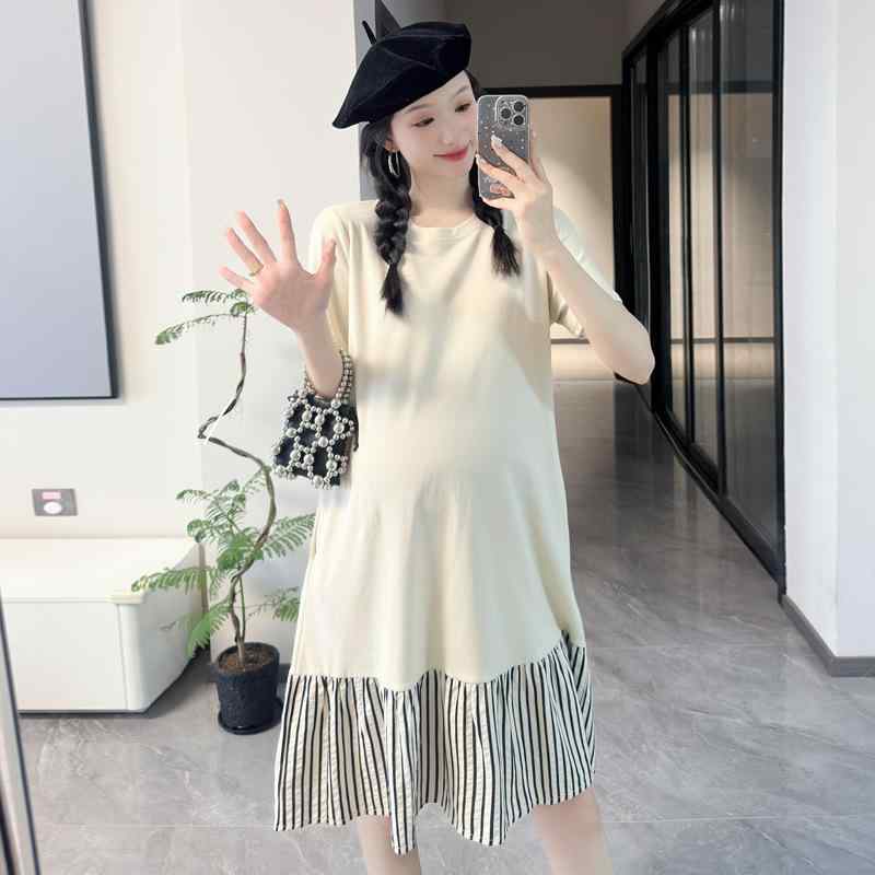 ワンピース レディース マタニティ 夏服 妊婦服 切り替え チュニック 半袖 ロング丈 体型カバー 大きいサイズ ゆったり ポケット付き カジュアル おしゃれ かわいい オールシーズン・カテゴリ: ワンピース・ネックライン: クルーネック・袖丈: 三分袖・主な素材: 綿・ポリエステル・素材混率: 70-80%・柄: 切り替え・スカート丈: ミモレ丈・カラー展開: クリームアプリコット・サイズ展開: M,L,XL,2XL・シルエット: Aライン・スタイル: 通勤・流行の要素: バイカラー・袖の形状: レギュラー袖・加工技術: 形態安定加工