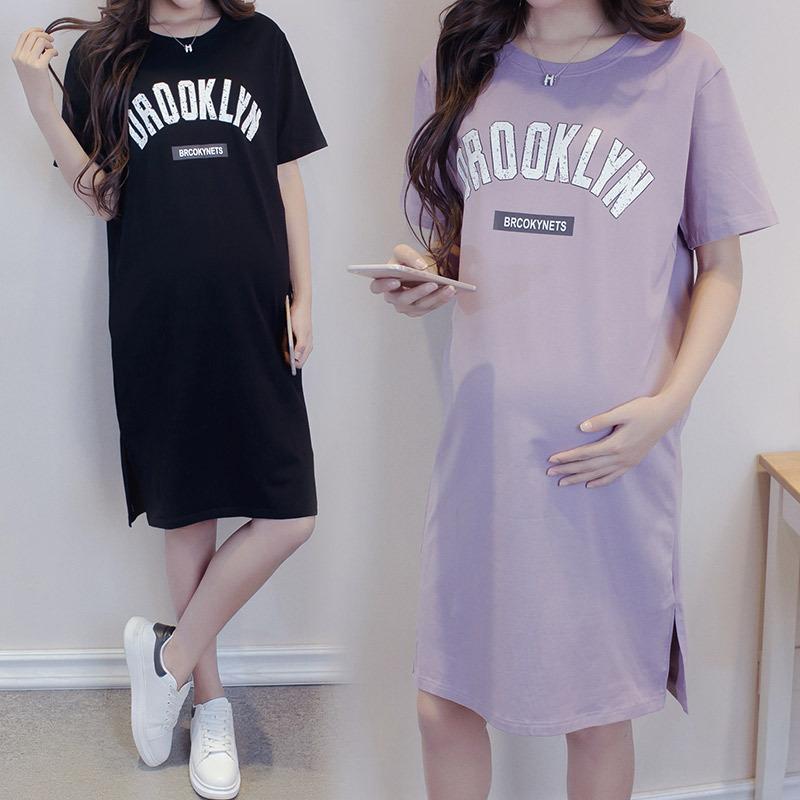 ワンピース 妊婦 レディース マタニティ ロング丈 半袖 Tシャツ チュニック ゆったり 大きいサイズ 韓国風 カジュアル スタイル 体型カバー 無地 シンプル 春夏・カテゴリ: ワンピース・ネックライン: クルーネック・袖丈: 三分袖・素材: ポリエステル・柄: 英数字・スカート丈: ミモレ丈・カラー展開: ブラック、ピンクパープル、ダークグレー、レンガレッド・サイズ展開: M、L、XL、XXL、XXXL・スカートタイプ: タイトスカート・スタイル: 日韓カジュアル・流行要素: マカロンカラー・袖型: レギュラー袖・加工: プリント
