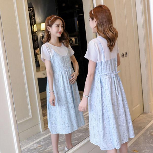 ワンピース 妊婦 レディース 夏物 半袖 ひざ丈 フェイクレイヤード 花柄 Aライン 体型カバー マタニティ カジュアル 普段着・カテゴリ: ワンピース・ネックライン: クルーネック・袖丈: 五分袖・素材: ポリエステル・柄: 花柄・スカート丈: ミモレ丈・カラー展開: グリーン（ハート柄）、ブルー（ハート柄）、ブルー（小花柄）、ピンク（小花柄）・サイズ展開: M,L,XL,XXL,XXXL・スカートシルエット: Aライン・スタイル: カジュアル・流行要素: 配色・袖型: 定番袖・加工技術: プリント