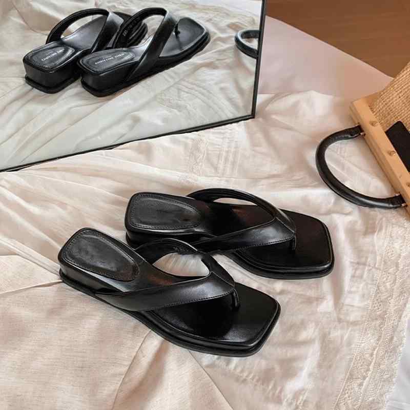 サンダル ビーチサンダル 厚底 痛くない 歩きやすい レディース トングサンダル ウェッジソール スクエアトゥ 本革 羊革 牛革 履きやすい 美脚 脚長効果 海 普段使い 旅行 ブラック シルバー ホワイト 夏