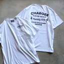 CHARGER COFFEE STAND TVc `[W[R[q[X^h IWi |Pbgt S TVc POCKET LOGO S/S TEE zCg WHITE 2022tĐV