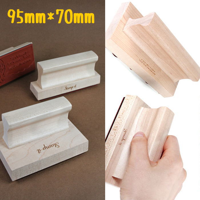 あなたのデザインやイラストがそのままスタンプに★特別なスタンプは子供たちも大喜び♪幼稚園・保育園・学校先生スタンプとしても◎ 小さいサイズから大きいサイズまでたくさん取り揃えております。カフェやお店などショップスタンプカードなどにも◎大きいサイズのスタンプはアピール力◎販促品、ショップ袋にもポンと押すだけで会社PRにも大活躍!! 特別な1点でワクワクユニークなスタンプ作りをぜひ★ 【掲載価格は95mm×70mmタイプです。サイズはお選び頂けます。】 ※スタンプにしたいロゴ・イラスト・文字はご注文後にメールにてファイル送信をお願い致します。（AIファイルPDFなど）barbie@wish.ocn.ne.jpまで送信お願い致します。 【こちらはオーダー商品です】 下記注意事項をご了承の上ご購入をお願い致します。 ※ご注文日より約2週間前後でのお届けとなります。 ※お届け配送日ご指定不可製品。 ※ご注文後のキャンセル.変更は一切お受けできません。 ※代引き不可製品です。銀行振り込みまたはクレジットカード決済のみとさせて頂いております。 予めご了承をお願い致します。