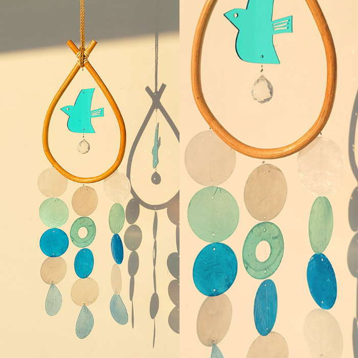 作って楽しい♪飾って綺麗★　アクリル&シェルの可愛いモービル DIY製品となっております。パーツをお届け★ご自分で好きなデザインで製作可能です。 イベント　ワークショップ企画などにも◎ 予約製品の為　2週間前後でのお届けとなります。配送日時指定はお受けできません。何卒ご了承宜しくお願い致します。 ※工場の生産都合在庫状況により商品がお届けできなくなる場合もございます。 その際は早急にご連絡させて頂きます。