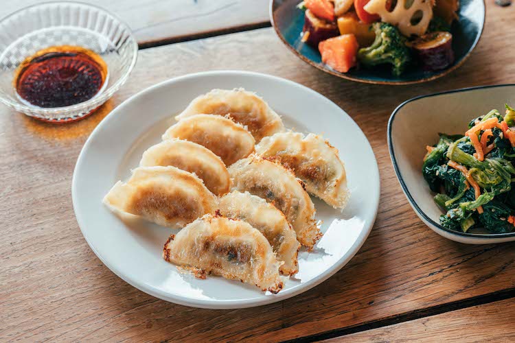 えむちゃん餃子 食べ比べセット（餃子105個入）ぎょうざ ギョウザ 冷凍餃子 冷凍食品 おつまみ おかず 惣菜 中華惣菜 中華 お弁当 送料無料 39ショップ