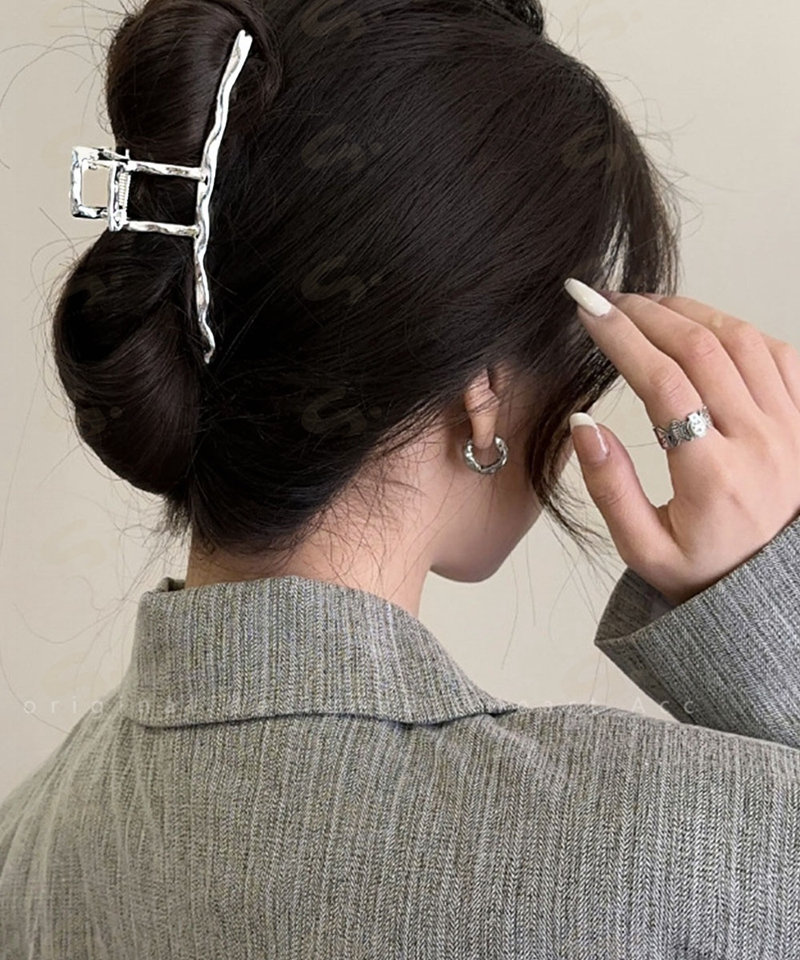 バンスクリップ ヘアクリップ ウェーブ おしゃれ ヘアアクセサリー 大きめ 大人女...
