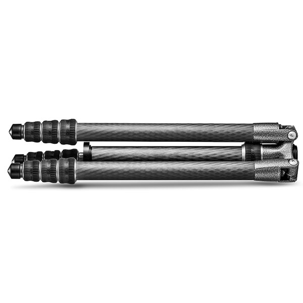 《2年延長保証付》【送料無料】【あす楽対応】【即納】 GITZO GT2545T トラベラー三脚 2型4段 [高さ154.5cm/耐荷重12kg/自重1.34kg/ショルダーストラップ付/カーボン三脚/ジッツオ/雲台別売]