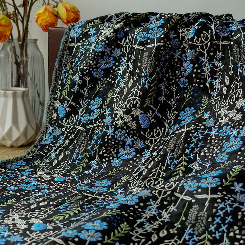 送料無料 140cm幅 90cm単位 生地 布 布地 きじ ジャカード生地 エンボス生地 色織り 花柄 ブラック ブルー 黒 楽天海外通販