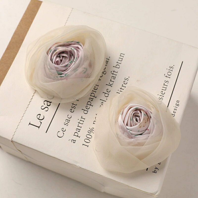 送料無料 バラ フラワーパーツ サテン オーガンジー 布製 薔薇 DIY パーツ ハンドメイド 手芸 素材 材料 アクセサリーパーツ 副資材 ヘアアクセ ブローチ ブレスレット ワンピース 装飾 インテリア ギフト プレゼント ドライフラワー 枯れない花 長持ちする花 楽天海外通販