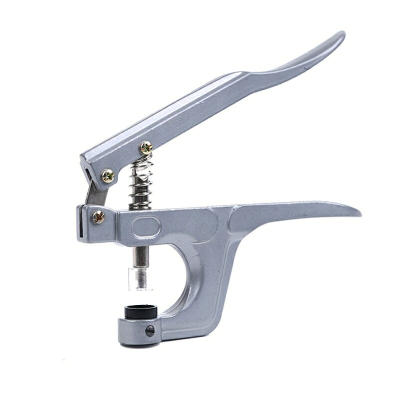 商品説明 商品内容 ハンドプレス機 キーワード ハトメプレス ハンドプレス 6mm 10mm 12mm 3サイズ対応 カシメプライヤー 金属ハトメ 取付工具 セット DIY バッグ 洋服 靴 革 布 手芸 ハンドメイド工具 クラフト プレス機 コンパクト 初心者 プロ用 修理 リメイク 兼用 ハトメ打ち おしゃれ ギフト プレゼント 詳細情報 素材：金属 生産国 中国 注意書き ※商品写真は、できる限り現品を再現するように画像処理などの補正を行っておりますが、ご利用のモニターや環境により差異が生じます。予めご了承ください。 ※生地の特性上、多少ニオイがある場合がございますが、日陰干しで数日干していただくか、あるいは数回ご使用していただく間に、 ニオイは気にならなくなります。 ※上記の数値は、実測によるものです。多少の誤差はご容赦ください。 ※仕様は予告なく変更される場合があります。（ご使用に差し支えない程度） 注意事項 ・お客様が通常と同じお買い物ステップで安心して海外の商品を購入できるよう、楽天市場から指定を受けた委託先である（株）コマースロボティクスが、当店の店舗運営業務を行います。 ・当店でご購入された商品は、原則として、「個人輸入」としての取り扱いになり、全て中国からお客様のもとへ直送されます。 ・個人輸入される商品は、全てご注文者自身の「個人使用・個人消費（日本に居住する者に寄贈される物で、当該寄贈を受ける者の個人的な使用に供される場合を含みます。）」が前提となります。第三者への譲渡・転売が法令で禁止されるもの（医薬品、医薬部外品、化粧品等を含みますが、これに限られません。）もございますのでご注意下さい。 ・通関時に関税・輸入消費税が課税される可能性があります。課税額はご注文時には確定しておらず、通関時に確定しますので、商品の受け取り時に着払いでお支払いください。詳細はこちらご確認下さい。 ・色がある場合、モニターの発色の具合によって実際のものと色が異なる場合がある。 ・ご注文後、10営業日以内に配送手続きをいたします。配送作業完了後、4〜7日程度でのお届けとなります。（商品によって納期が異なりますので、詳細は店舗までお問い合わせください。）