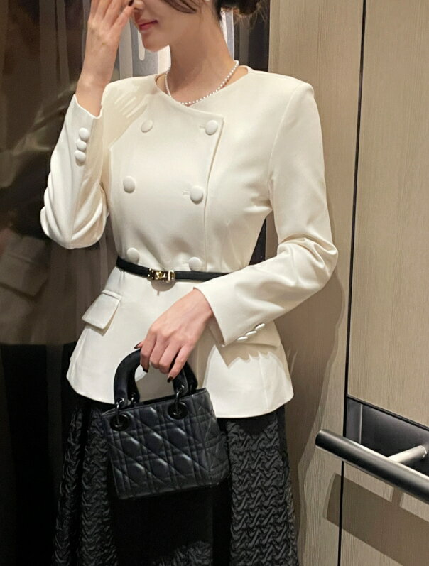 乐天商城 - I AM MARI アイアムマリー MADI DOUBLE JACKET 3色 メーディダブルジャケット レディース 女性 女子 女らしさアップ フェミニン ラブリー デイリー お出かけ アウター 韓国ファッション 韓国 ブレーザー HE&SHE [送料無料]