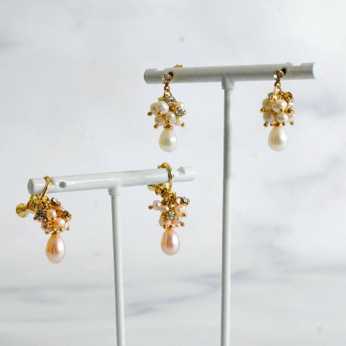 ピアス イヤリング レディース ホワイト ピンク 結婚式 淡水パール エレガント リッチ パーティ お呼ばれ 上品 シンプル 大人可愛い ギフト プレゼント フ...