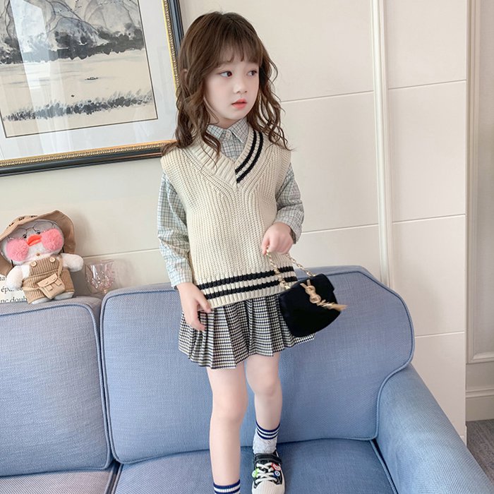 ニットベスト 子供 Vネック ニット 無地 女の子 ジュニア 子ども キッズ ニットウェア 子供服 トップス 入学式 卒業式 幼稚園 小学生 春秋冬 ピアノ発表会 七五三 結婚式 演奏会 発表会 卒業式 卒園式 発表会フォーマル ドレス プリンセス かわいい