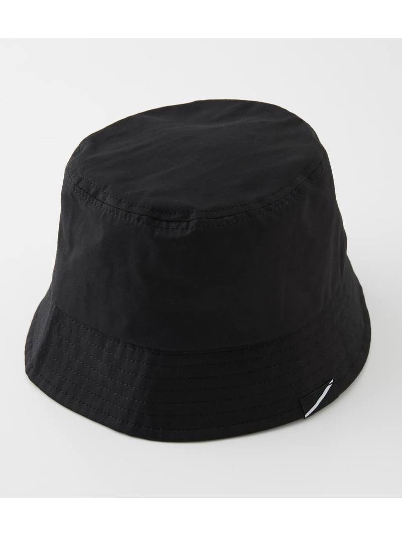 【SALE／50%OFF】COMPACT DEEPLY BUCKET HAT AZUL BY MOUSSY アズールバイマウジー 帽子 その他の帽子 ブラック ホワイト【RBA_E】[Rakuten Fashion]