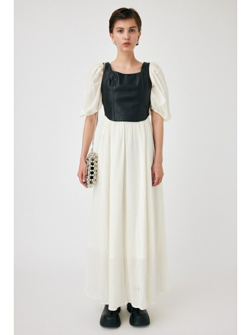 【SALE／55%OFF】PUFF SLEEVE CRAPE ドレス MOUSSY マウジー ワンピース・ドレス ワンピース ホワイト ブラック レッド【RBA_E】【送料無料】[Rakuten Fashion]のサムネイル