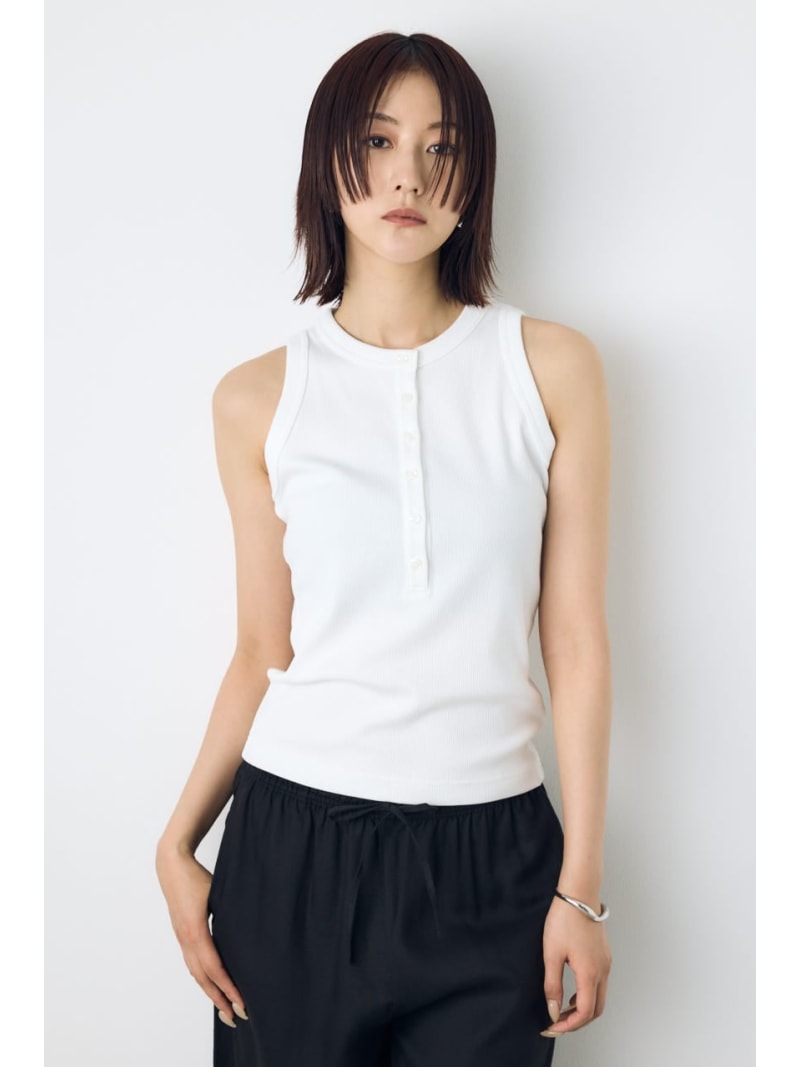 ヘンリーネックタンクトップ AZUL BY MOUSSY アズールバイマウジー トップス ノースリーブ・タンクトップ ブラック ベージュ ホワイト[Rakuten Fashion]