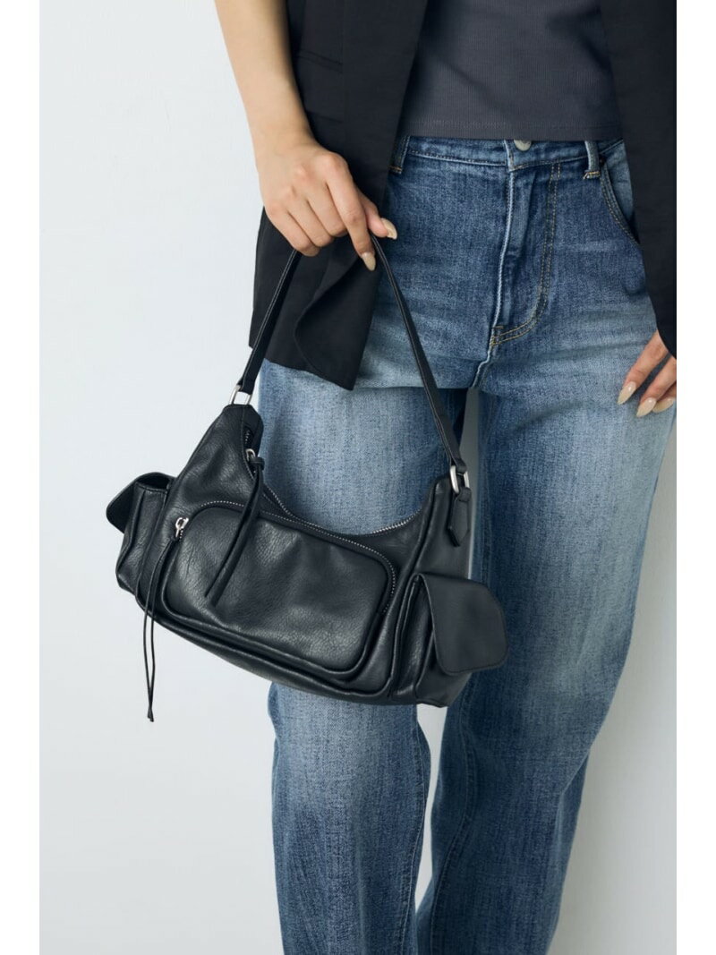 樂天商城 - アウトポケットフェイクレザーバッグ AZUL BY MOUSSY アズールバイマウジー バッグ その他のバッグ レッド ブラック【送料無料】[Rakuten Fashion]