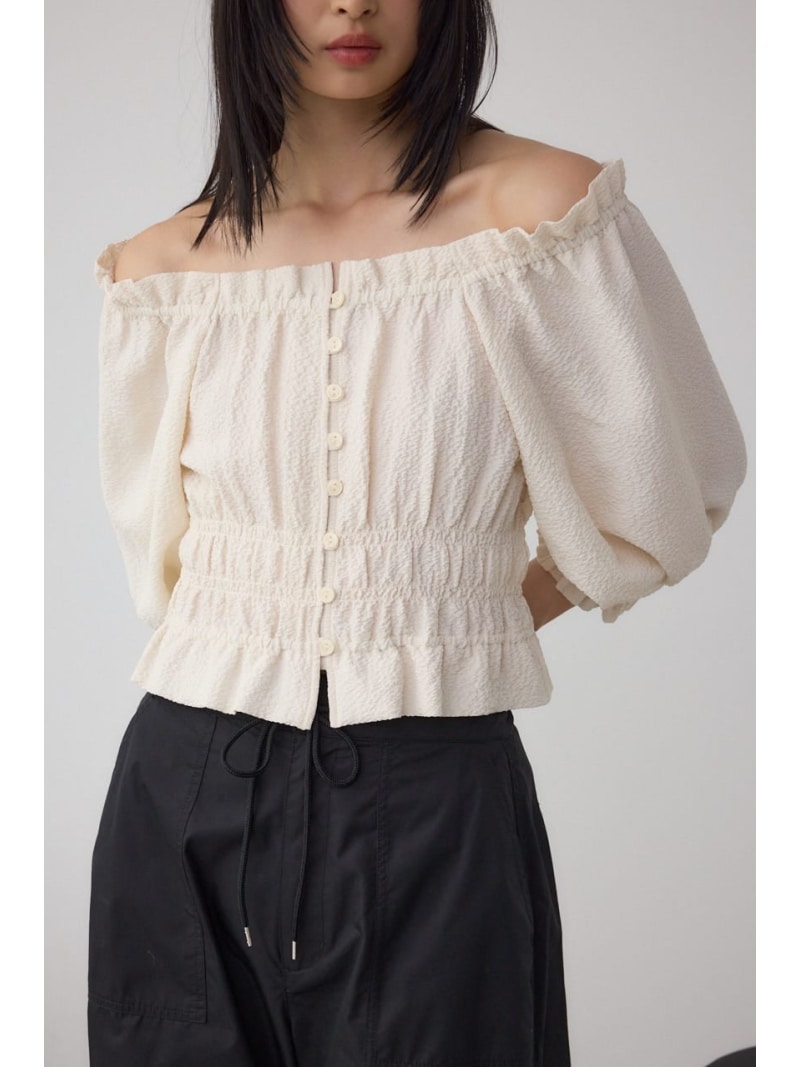 Rakuten - 【SALE／50%OFF】ギャザーフリル2WAYブラウス AZUL BY MOUSSY アズールバイマウジー トップス シャツ・ブラウス レッド ブラック【RBA_E】[Rakuten Fashion]
