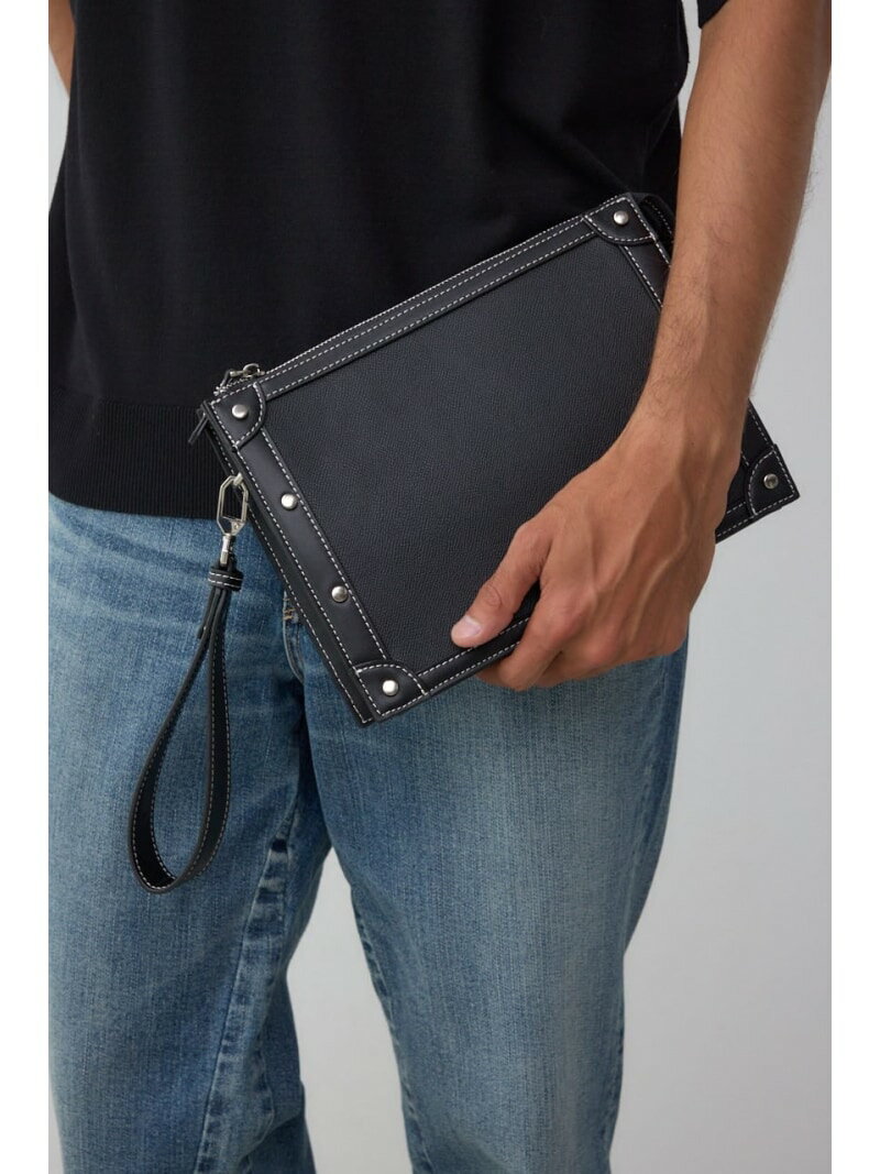 【SALE／50%OFF】スタッズクラッチバ�