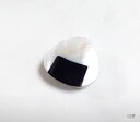 可愛いおにぎりの帯留め 【ブローチ 三分紐用 祭り 浴衣 和装 遊び心 帯飾り プレゼント 贈り物 個性的】