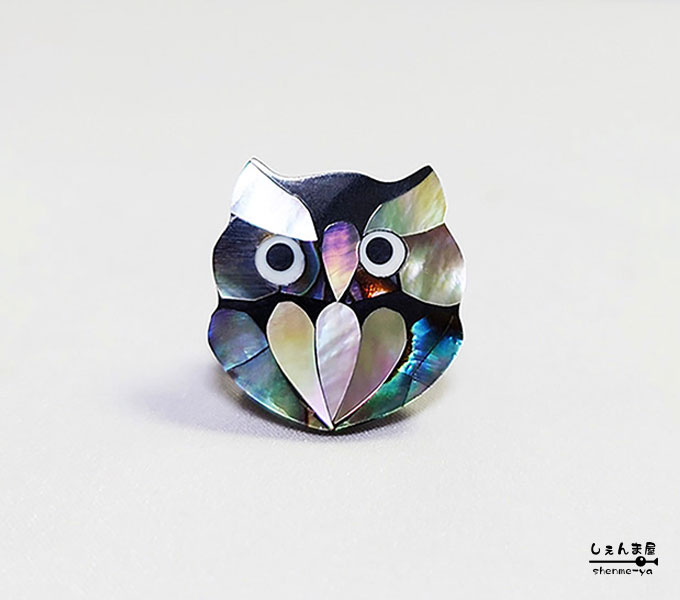 幸せを呼ぶ鳥。o○気品の梟*天然シェル 帯留め【着物 和装 和小物 フクロウ おしゃれ】