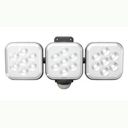 ムサシ　フリーアーム式LEDセンサーライト　(8W　LED×3灯)LED-AC3024