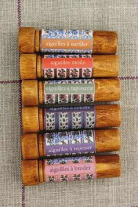Sajou木製/ニードルケース立てPetitprésentoirenboispoursixporte-aiguilles保管収納ケースフランスメゾンサジューBOIS_PORTE_TUBE_01