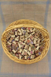 【DM便対応】SajouボビンBoîtede15bobinesenboisminiaturesétiquetées木製糸巻きサジューフランスメゾンサジューBOIS_BOB_002_15