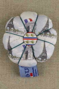 Sajou(サジュー)ピンクッション手作りハンドメイドオリジナルラベル【PIQUE-ÉPINGLESTISSUMABELLEVILLEDEPARIS1】フランス製CONF_PIQ_007_03B【予約】