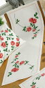 クロスステッチ刺繍キット ペルミン Rosa roser ローズのテーブルランナー Permin of Copenhagen 北欧 デンマーク 75-5873 ...