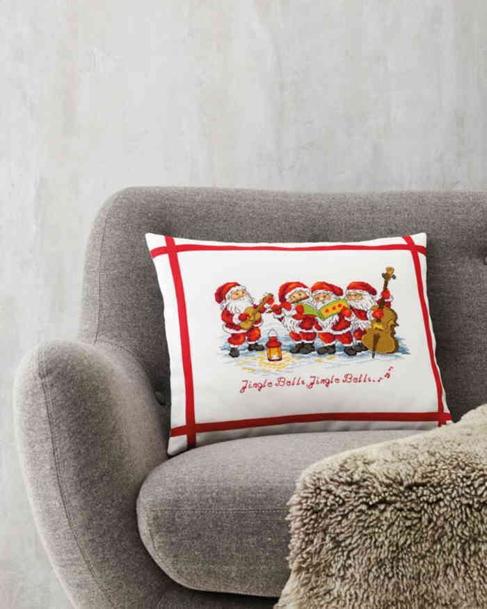 ペルミン（Permin of Copenhagen） クロスステッチ 刺しゅうキット 【サンタクロースのオーケストラ・クッション】 デンマーク 北欧 輸入 上級者 83-3209