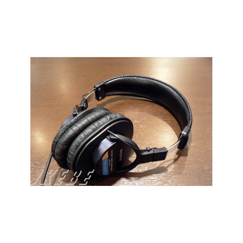 SONY MDR-7506　【定番MDR-CD900STの兄弟モデル】 ヘッドフォン・イヤフォン ヘッドフォン (レコーディング)