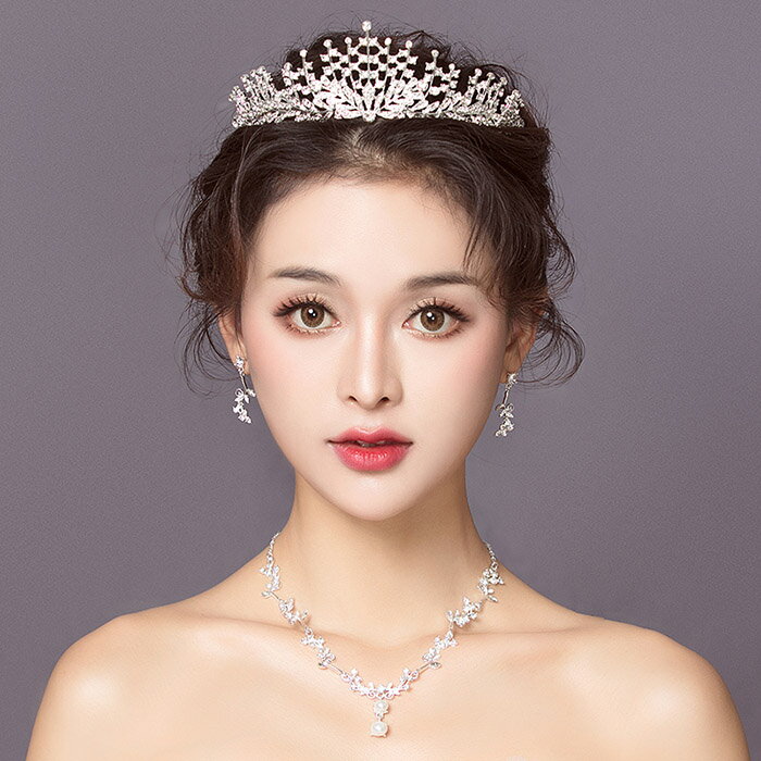 ティアラ クラウン ネックレス ピアス イヤリング セット ヘッドドレス パーティー 髪飾り 結婚式 ウエディング 花嫁 ブライダル 二次会 アクセサリー 発表会 披露宴 イベント用