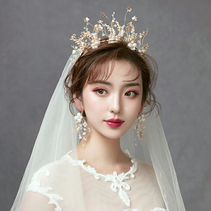 ティアラ ヘッドドレス イヤリング 2点セット ウェディング クラウン 結婚式 ウエディング 王冠 ヘアアクセサリー 花嫁 パーティー ブライダル用 発表会 披露宴 パール