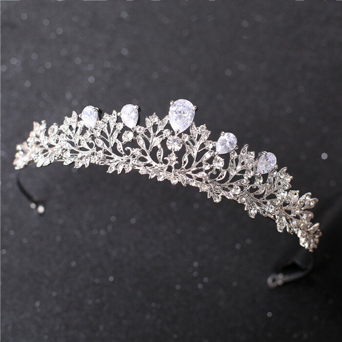 ヘアアクセサリー ヘッドドレス ウェディング ティアラ 王冠 ハート レディース ブライダル ウェティグ 小物 花嫁 結婚式 キラキラ 豪華 高品質 二次会 ス...