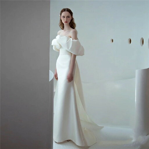ホワイト オフショルダー ウェディングドレス Aライン ロングドレス ウェディングドレス トレーン レース 素地 s-xl Wedding Dress お花嫁 結婚式 旅行撮影演出 レディースウェディングドレス ファスナー フリル付き ボタン飾り ホワイト オフショルダー ウェディングドレス Aライン ロングドレス ウェディングドレス トレーン レース 素地 s-xl Wedding Dress お花嫁 結婚式 旅行撮影演出 レディースウェディングドレス ファスナー フリル付き ボタン飾り