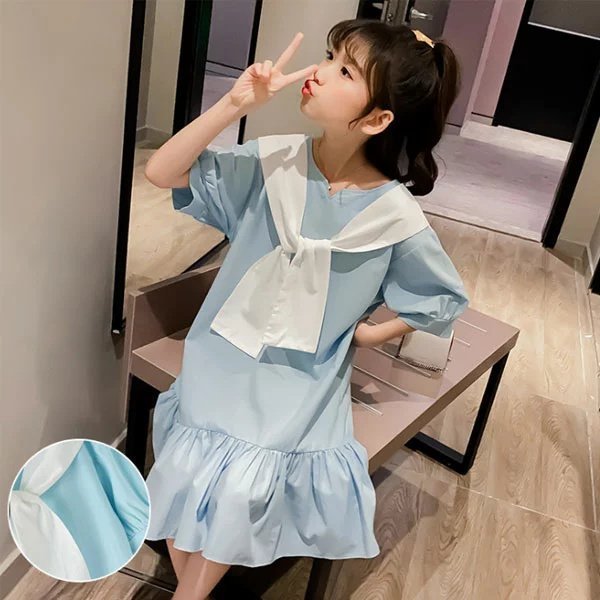 原産国:中国 素 材:綿100% 色：ブルー ピンク サイズ: 【110】スカート長/59cm バスト/36cm 参考身長:100-110cm 【120】スカート長/64cm バスト/38cm 参考身長:110-120cm 【130】スカート長/69cm バスト/41cm 参考身長:120-130cm 【140】スカート長/74cm バスト/43cm 参考身長:130-140cm 【150】スカート長/79cm バスト/46cm 参考身長:140-150cm 【160】スカート長/84cm バスト/48cm 参考身長:150-160cm 【170】スカート長/89cm バスト/50cm 参考身長:160-170cm モデル:身長124cm 体重22kg 試着130サイズ ※注意： ※入荷時期により生地の色味、光沢感など若干違いが出る場合も御座いますが、不良品とは異なりますので、予めご了承頂けますようお願い致します。 ※PC環境?光の具合により、色や素材