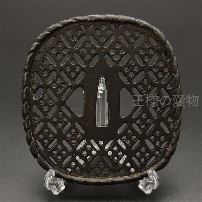 刀鍔 花角の図 鋼製 透かし 日本刀装具 刀剣美術 現代品 武道具