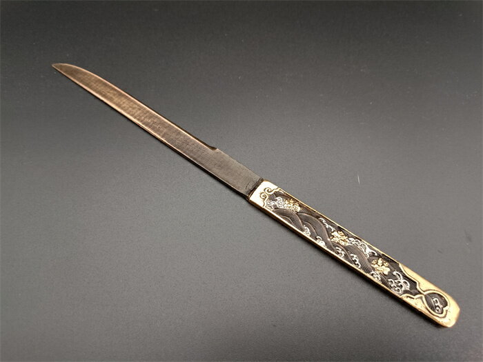 日本刀装具 小柄 海浪の図 銅地 絵金銀 刀剣美術 刀装具