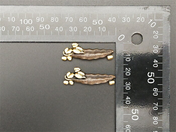 目貫　莢豆の図　銅製　細工　日本刀装具　武具　刀剣美術