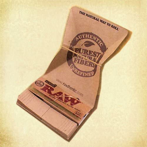 シエンジロリン村 楽天市場店のRAW クラシック ローリングペーパー・アルテサーノ 76mm(50枚入+チップ32枚入) 1 1/4 サイズ 喫煙具 手巻きタバコ シャグ ロウ【メール便250円対応】｜アングル2