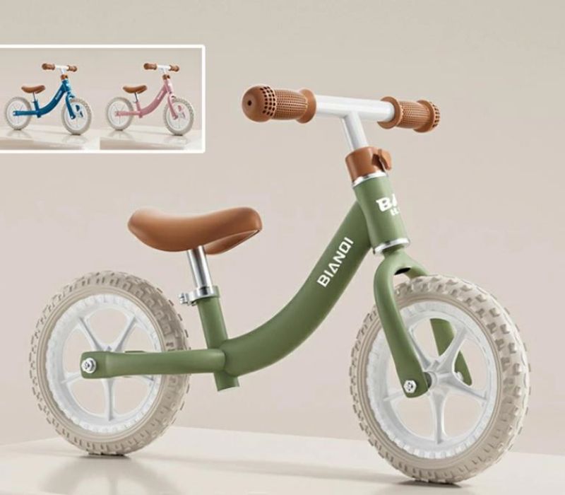 【期間限定ポイント10倍】3色 軽量 頑丈 おしゃれ カワイイ トレーニングバイク 誕生日プレゼント キッズバイク 子供自転車 子ども用自転車 練習可愛