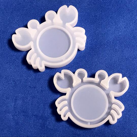 シャカシャカモールド カニ 蟹 マリンモチーフ フレーム かに シェイカーモールド シリコンモールド 中身が動く レジン パーツ 海の生き物 ハンドメイド