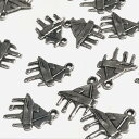 (4個セット)グランドピアノのチャーム 銀古美 楽器 音楽 ハンドメイド パーツ