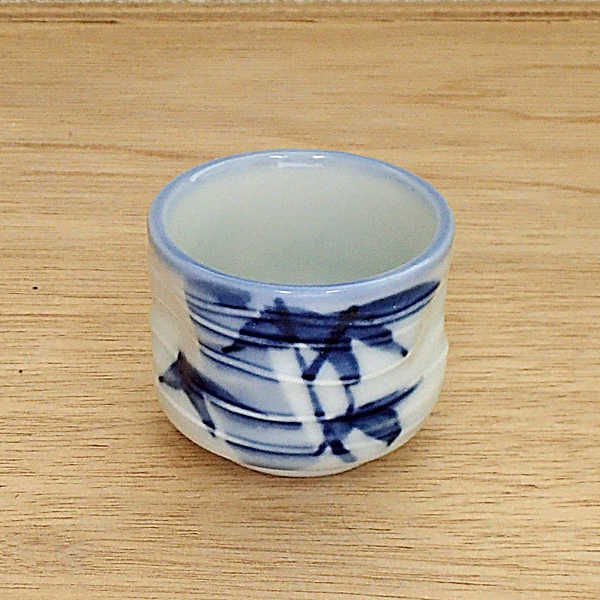 ぐい呑み 古染ウズ竹業務用 日本製 酒器 美濃焼 ぐいのみ ぐい飲み 陶器 おちょこ