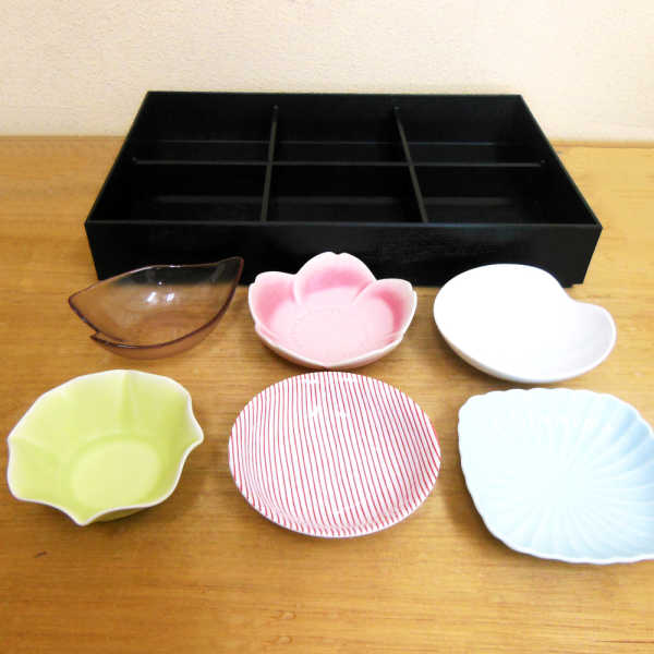 松花堂 弁当箱 六つ仕切り皿 花セット松花堂弁当箱 日本製 美濃焼 和食器 小皿 小鉢 おせち オードブル 重箱