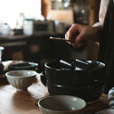 かもしか道具店 ごはんの鍋 3合 ご飯 土鍋 三号炊き 白 黒 ホワイト ブラック 電子レンジ対応 調湿効果 直火用 釜炊き 山口陶器 国産 日本製 おしゃれ ...